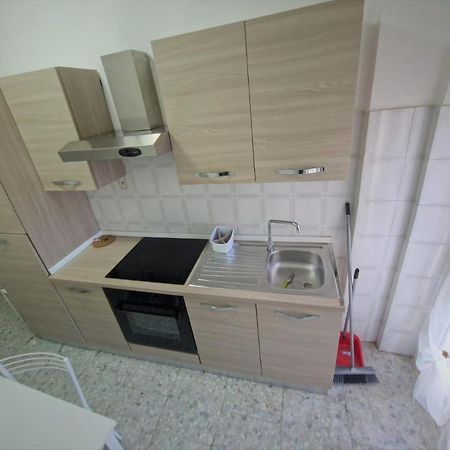 Holiday Home Telese Roma Bagian luar foto