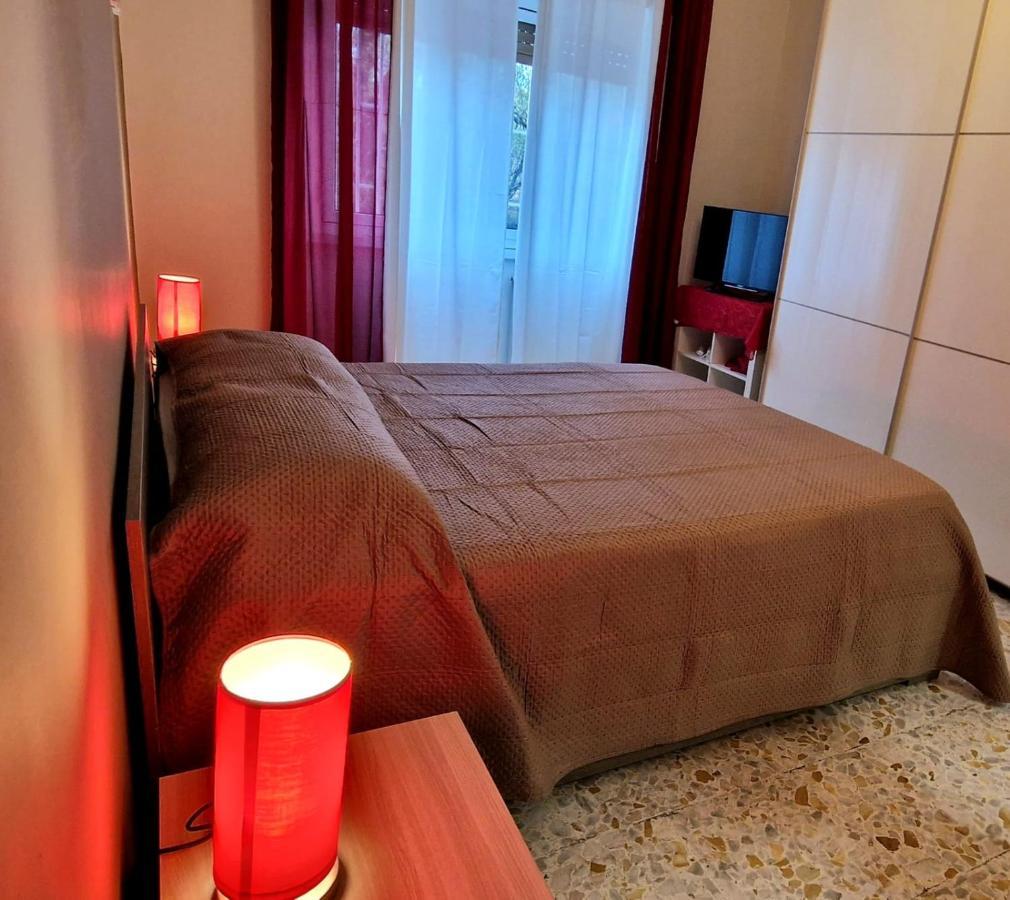 Holiday Home Telese Roma Bagian luar foto