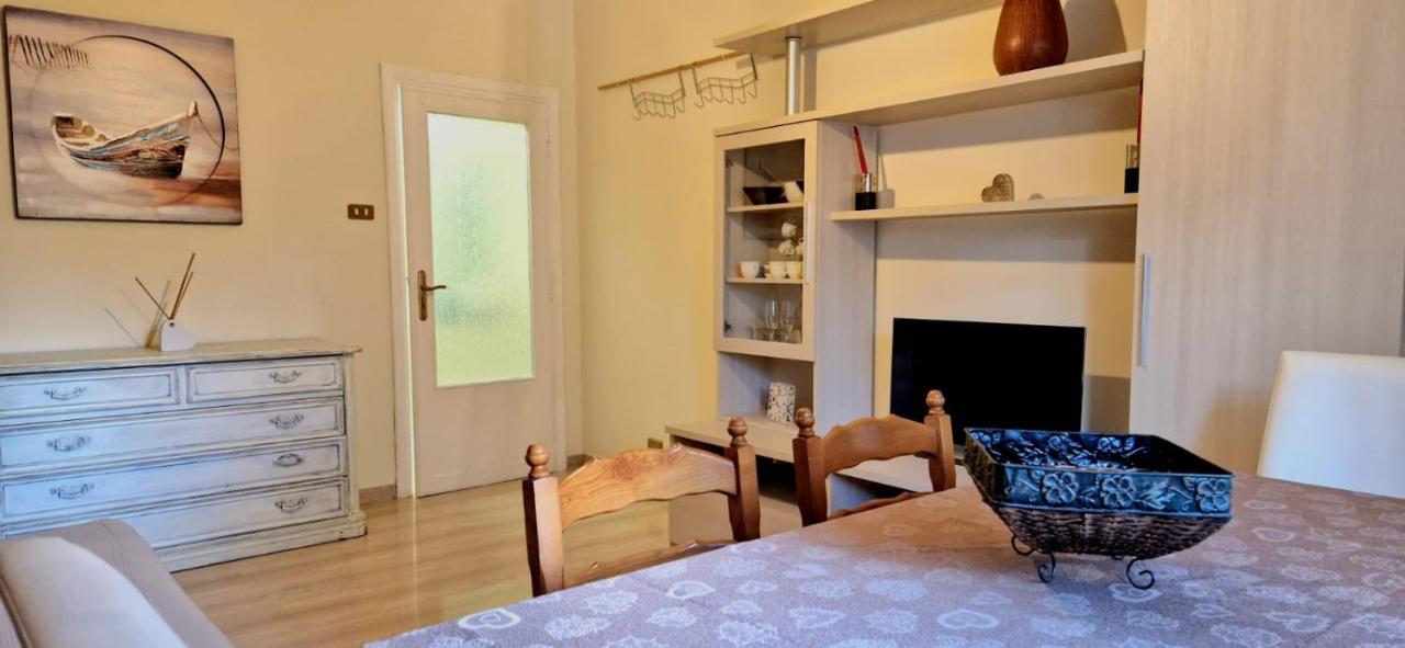 Holiday Home Telese Roma Bagian luar foto