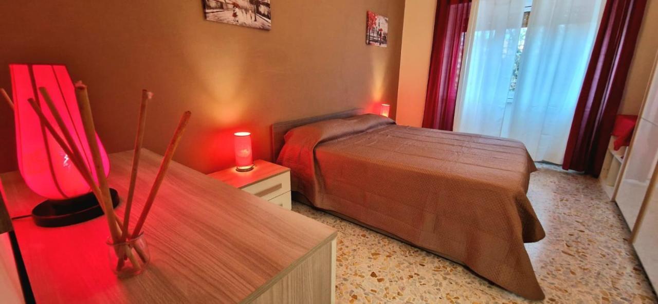 Holiday Home Telese Roma Bagian luar foto