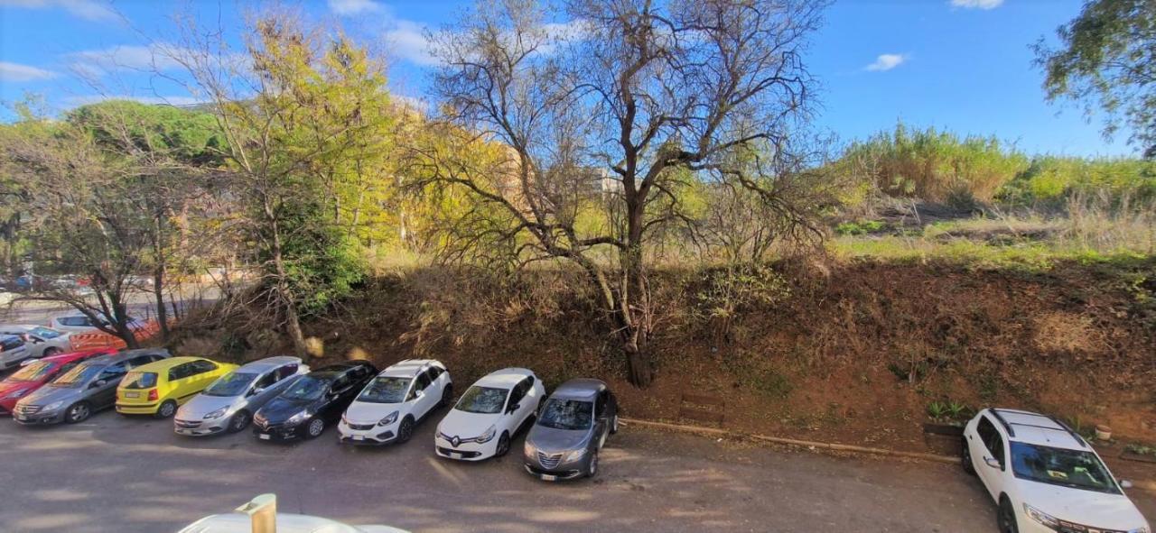 Holiday Home Telese Roma Bagian luar foto